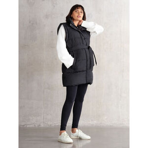 SERAPHINE Maternity Puffer Vest Black – Belted Fit, Side Zips, Warm Lightweight